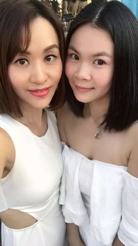 8个月的时间,梁淑敏体重从160斤减到了106斤,累计减重54斤,她完成了从