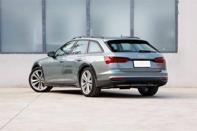 奥迪旅行车家族特别版车型正式上市售36986228万元