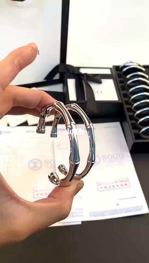 gucci古驰经典竹节实心银情侣手镯_古驰怎么样_情侣手镯_配饰_钻石