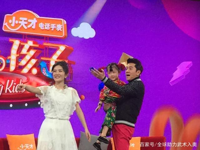 图为助力武术入奥推动者小玉玉参加综艺节目
