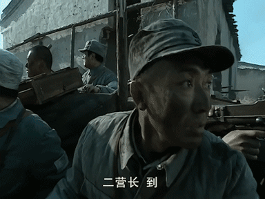 抗战剧《亮剑》播出16年,9.4高分仍无剧超越:剧情贵在