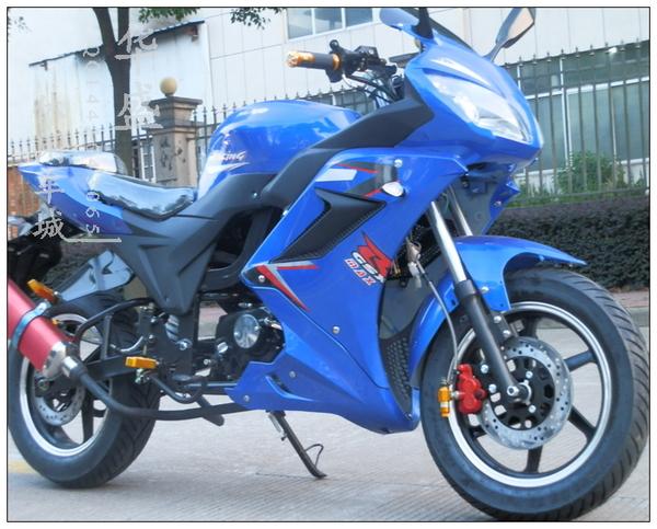 新款金鹰摩托车跑车125-150cc地平线大跑车趴赛防r6公路赛车街跑