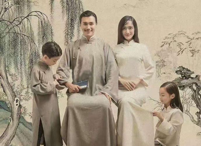 邓超孙俪中国风全家福影楼亲子写真服装复古民国风长衫旗袍情侣服