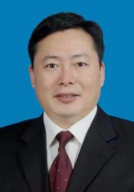 熊炜当选益阳市人民政府副市长,杨光辉当选市人大常委会秘书长