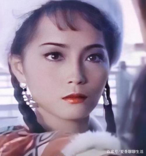 "丑星"苑琼丹:甘当配角30年,林正英去世后嫁富商,如今