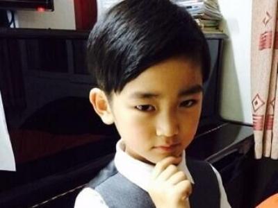 周安信爸妈干什么工作