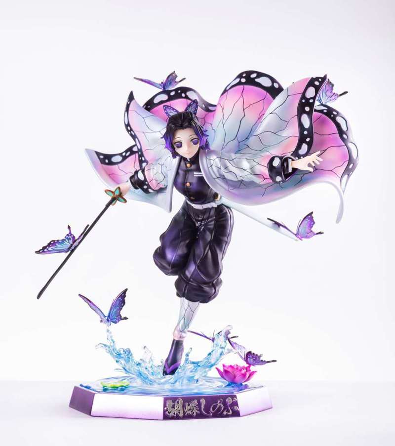 蝴蝶忍高难度手办,姿势过于刁钻,一不小心就会扭伤脖子和腰