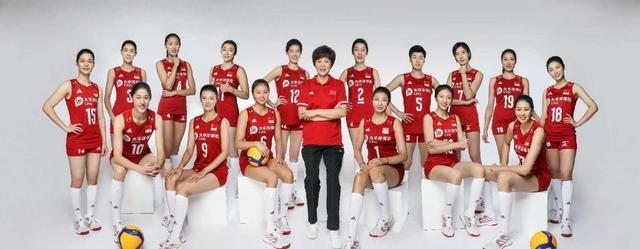 最新女排国家队定妆照,曾春蕾落选,多达五位副攻,只有