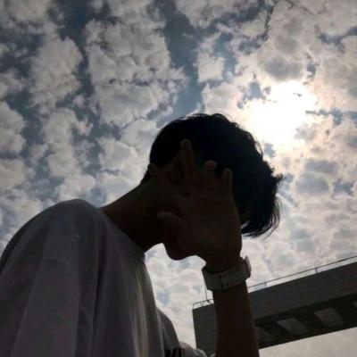 真人头像男生帅气自拍