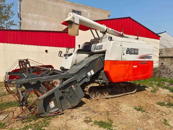 二手久保田收割机出售