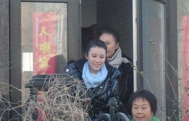 马琳结束六年婚姻 前妻分得千万财产笑容满面