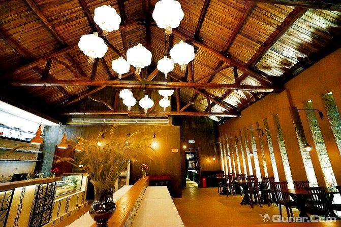 整个房间被乡村气息包围着 蓝色的郁金香88对乌镇乌村酒店的点评_ 去