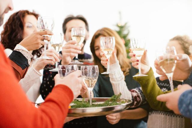 网易首页>网易号>正文申请入驻> 因为喝酒多吃菜少,肉菜多素菜少的