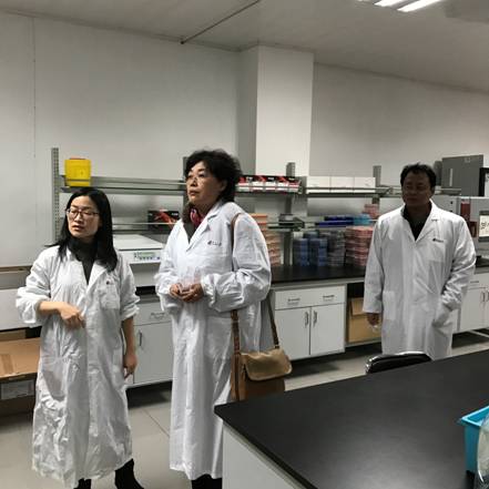 我系领导应邀前往康龙化成(北京)新药技术有限公司进行考察