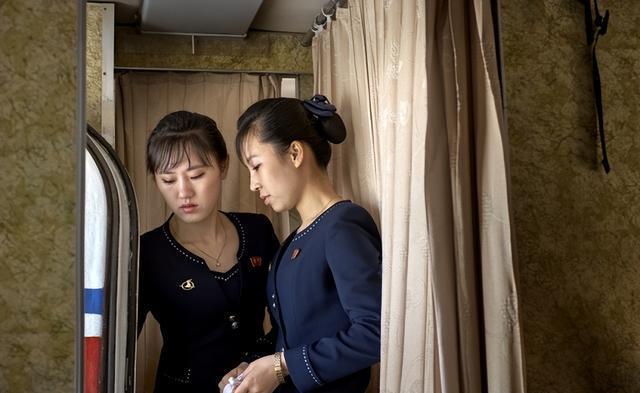 朝鲜观察网友眼中朝鲜空姐的知性美