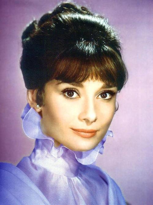 奥黛丽·赫本(audrey hepburn)风韵犹存