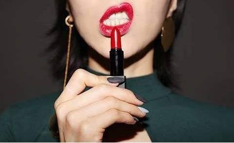 阿玛尼口红有胭脂虫吗哪个品牌口红是胭脂虫