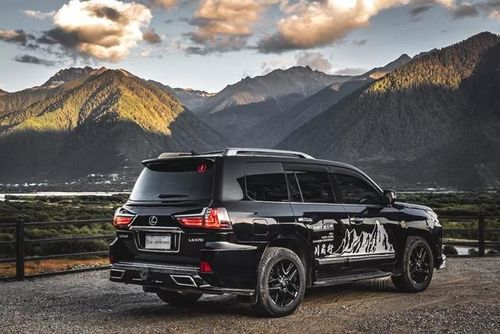 成都雷克萨斯570改装黑武士 炫酷外观来袭,快接下吧!