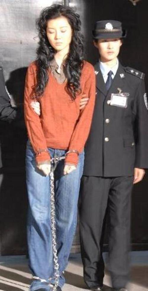 美女死刑犯毕丽梅,被执行枪决后又活命,背后真相是什么?