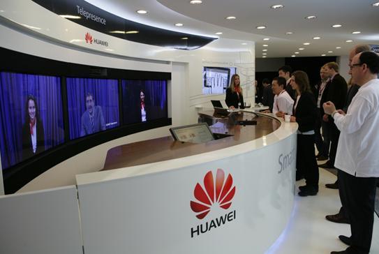 直击华为展台 中国力量展示领袖气质
