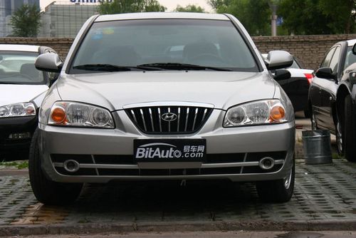 当时第三代伊兰特作为北京现代引进的第二款车型,在那个没有太多竞争