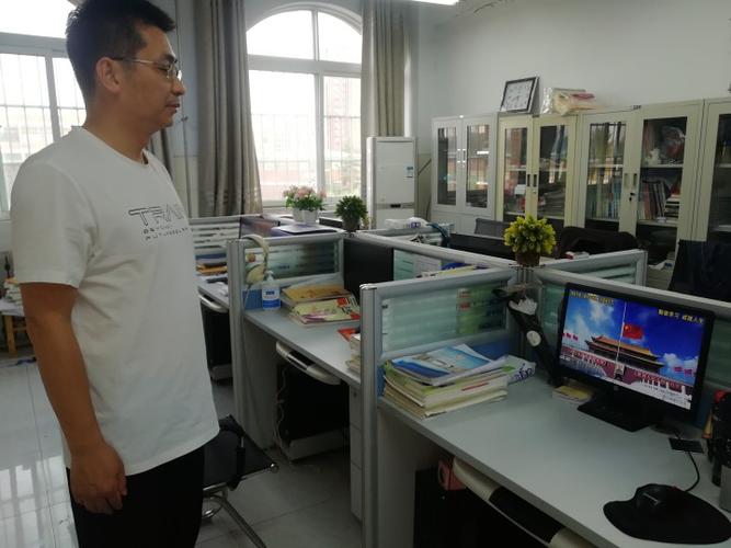 濮阳市第二高级中学举行"养成良好习惯,争做文明学生"