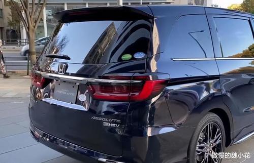 2022款奥德赛实车现身气场远超gl8可选8座布局