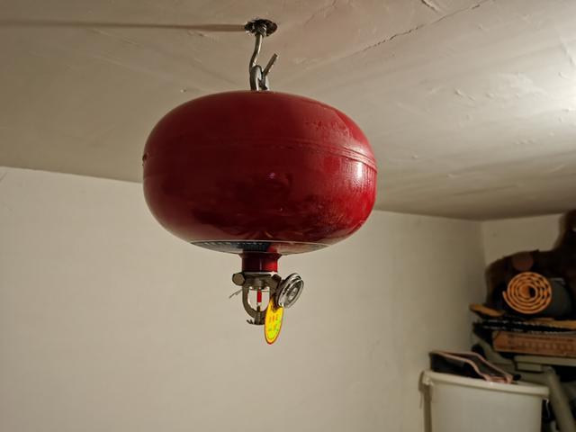 智能插座  悬挂式灭火器:只要138元 ,电瓶车这样防火