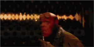 如果要仅凭电影截图就能看出是哪个电影人参与的作品,陀螺绝对是个好