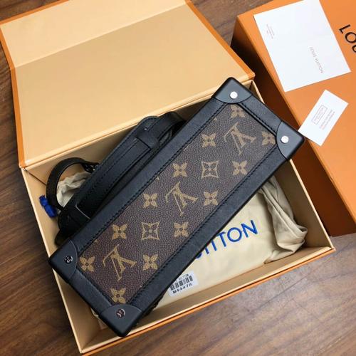 lvsofttrunk手袋老花软盒子斜挎包m44478