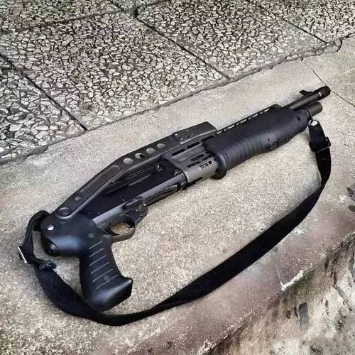 意大利伯莱塔rs202m1式和m2式12号霰弹枪