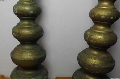 民国超大型铭文铜灯台一对价格_民国超大型铭文铜灯台
