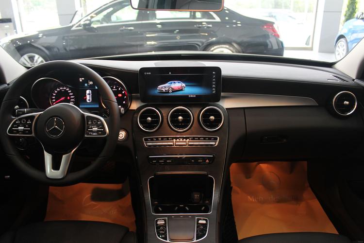 新款奔驰c级c180l静态体验 小改款大升级