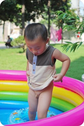 家中的戏水(此组照片女孩不宜)_爱我的小步_新浪博客