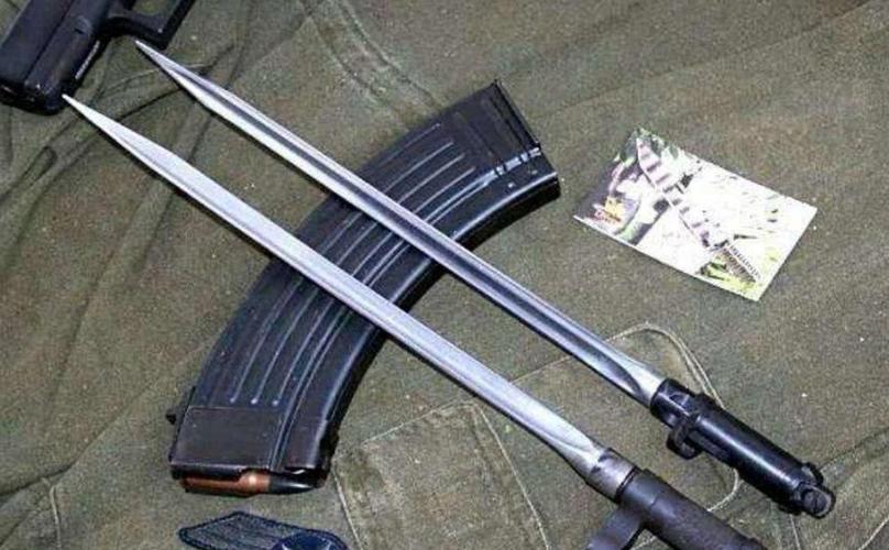 可不要小看了这些冷兵器,在当时的情况下,它们也可