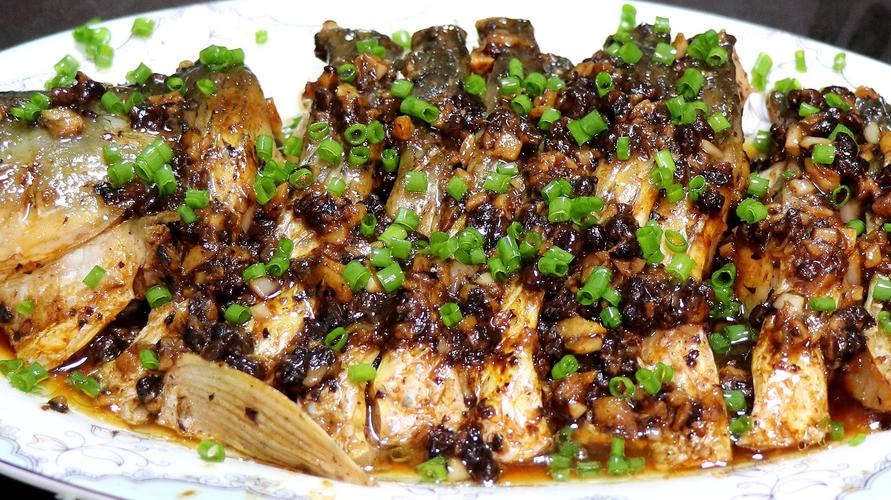 分享六道特色美食的做法,豆豉苦瓜上榜,豆豉蒸鱼嫩滑