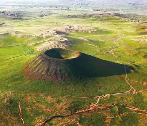 雪鹰旅行【乌兰察布·火山草原扎营】8.