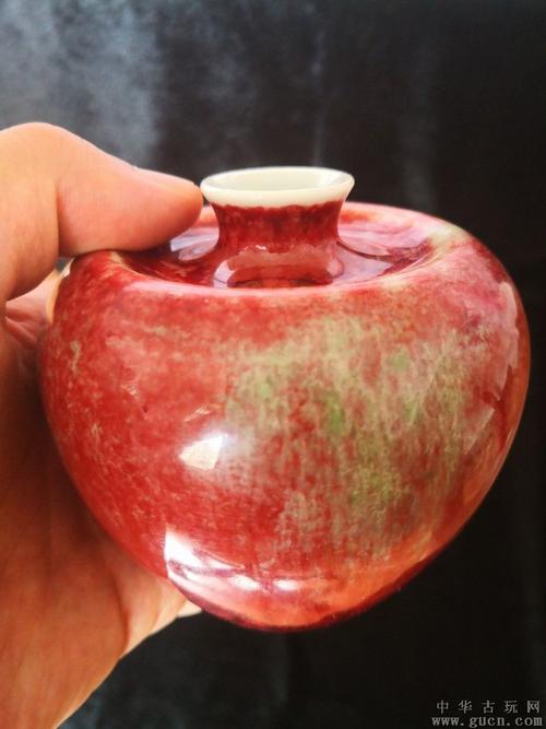 请康熙豇豆红苹果尊