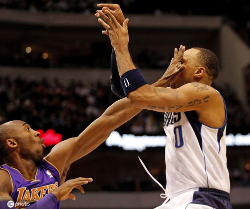 马里昂迎42岁生日你的投篮姿势和他像吗