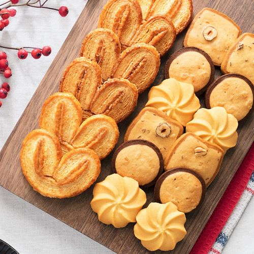 中国香港美心三重奏礼盒休闲办公零食糕点点心曲奇饼干进口