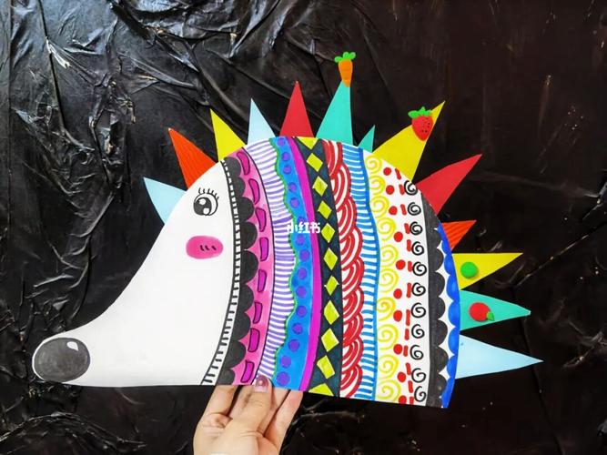 幼儿创意美术:小刺猬线描_创意美术_线描_幼儿_艺米艺术培训中心自由