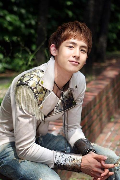 尼查坤·抔勒威查固 nichkhun buck horvejkul的图片