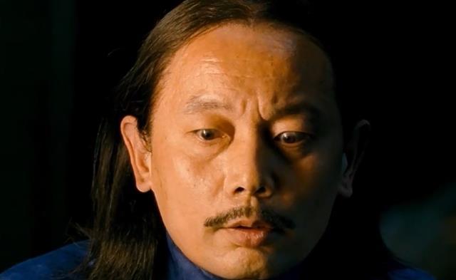 让子弹飞:张麻子和黄四郎火并时,汤师爷的一句话,暴露