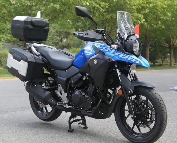 豪爵250排量的休旅类型摩托车,这一款可是豪爵集团的经典之作!