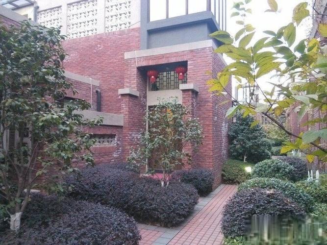 万科红郡,赖特e户型别墅实用面积300平,全_武汉二手房