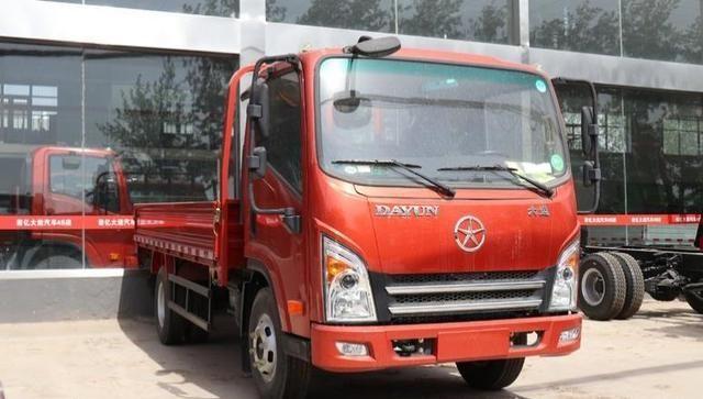 大运新奥普力载货车到底怎么样?听完你就领悟了!