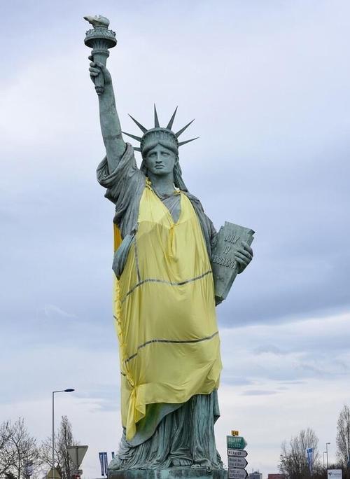 法国又要赠送美国自由女神像,关键是美国的民主和自由