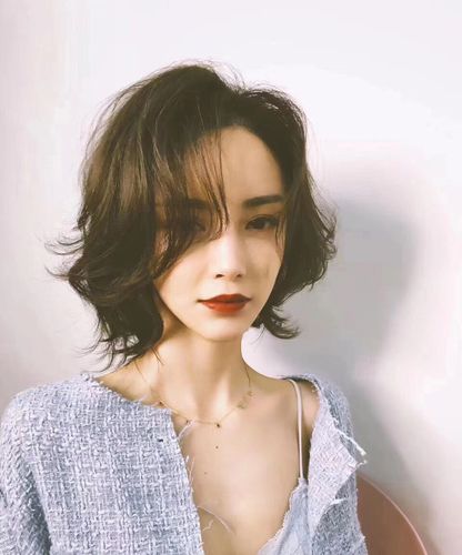 复古风_复古风_水晶之恋怎么样_短发_时尚_发型