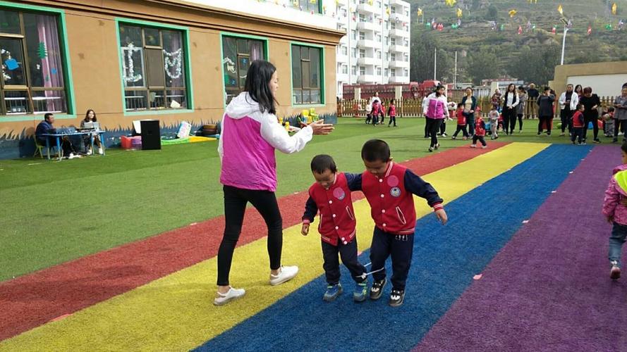 大武中心幼儿园秋季亲子运动会