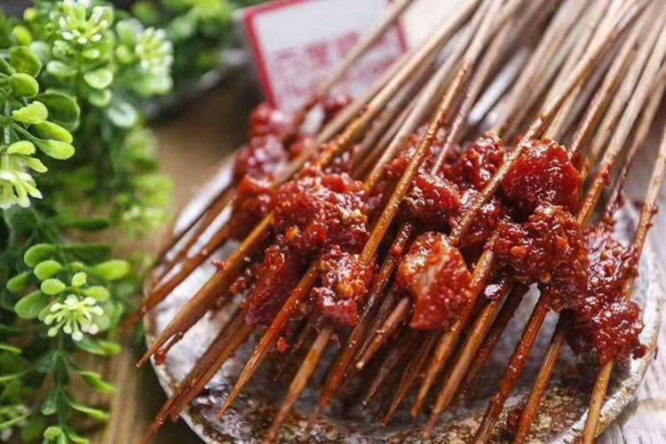 贵阳疯狂小串串加盟怎么样,大楷投资成本是多少